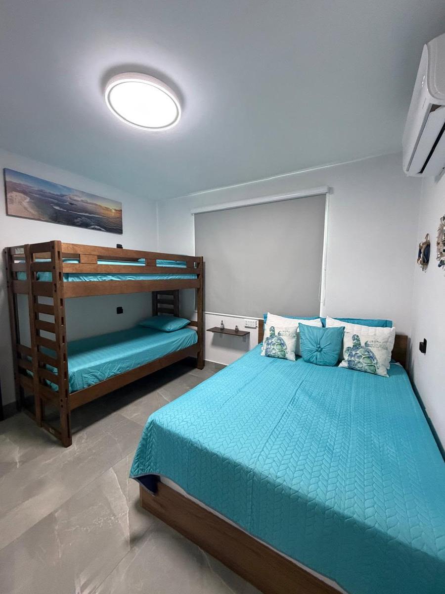 Cuarto con vista al mar